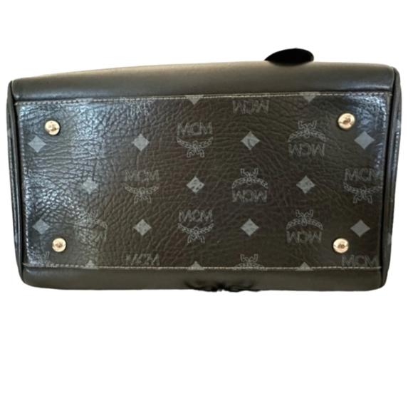 MCM Visetos Boston Black Leather Purse Handbag with Dust Bag & Hang Tag LIKE NEW - Picture 8 of 11